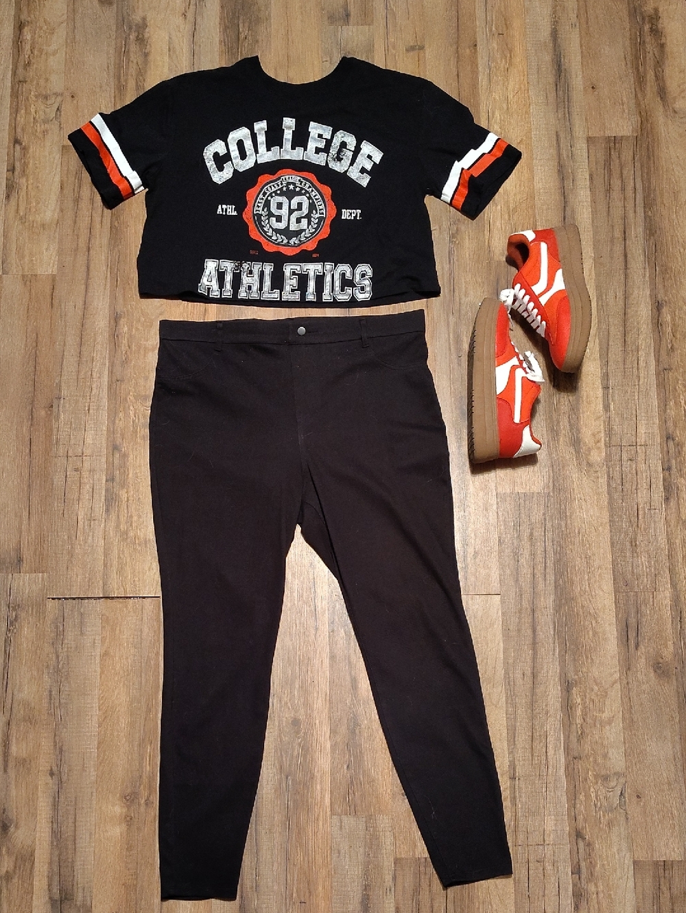 No Boundaries Black College Athletics Cropped Graphic Tee